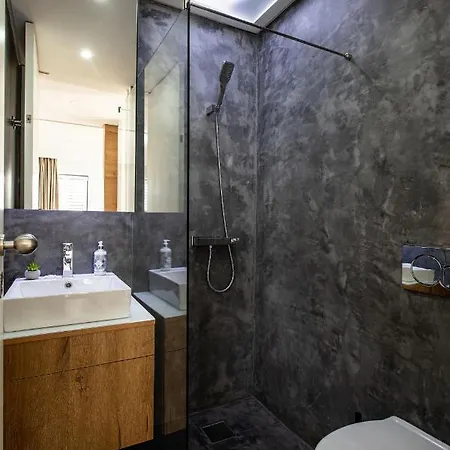 Alcantara Factory I Apartamento *