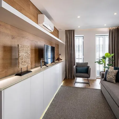 Apartment Alcantara Factory I